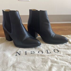 Nisolo Heeled Chelsea Boot